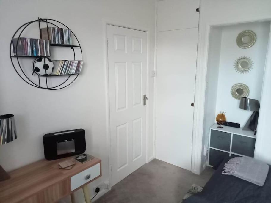 House With Free Parking And Large Garden Villa Wyke Regis Екстериор снимка
